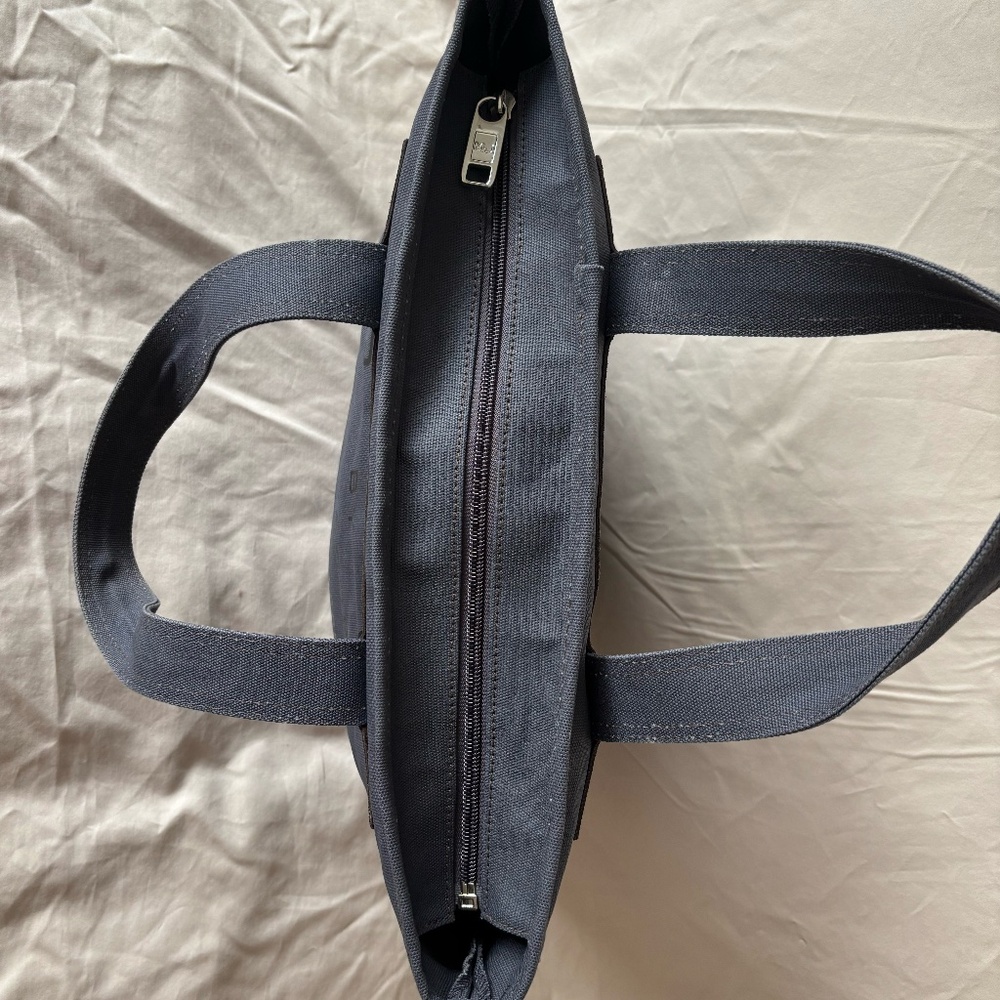 Marc Jacobs Tote Bag - Picture 5 of 6